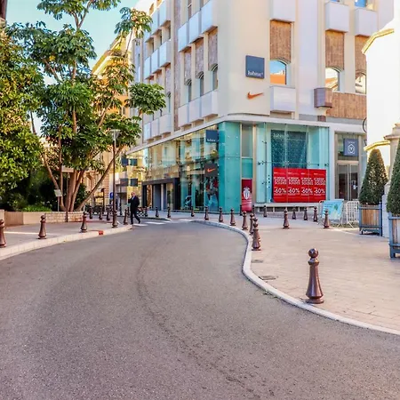 The Princess Monac'home Parking * Monte Carlo