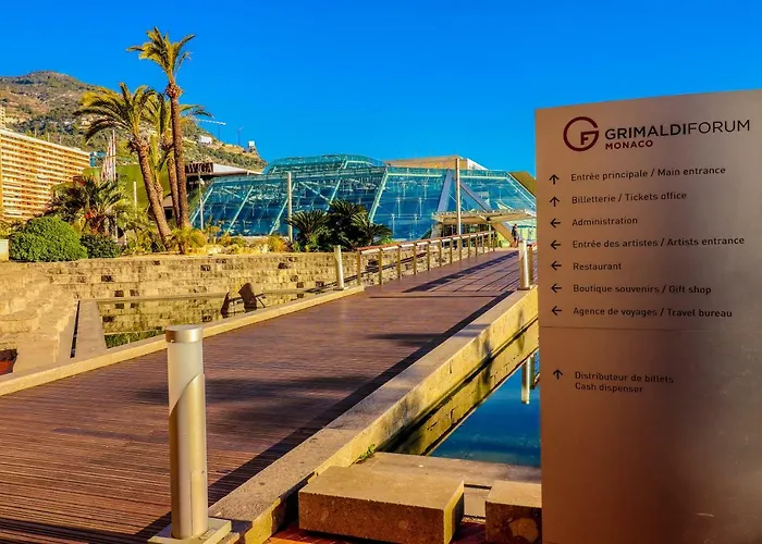 The Princess Monac'home Parking アパート *